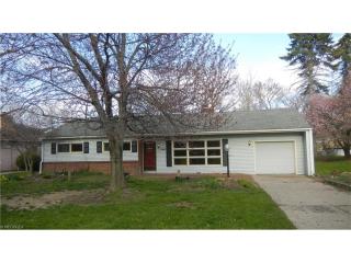 1941 Center Rd, Avon, OH 44011-1608