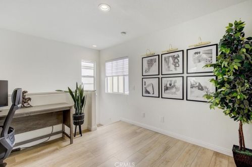 10143 Andy Reese Ct, Garden Grove CA  92843-5503 exterior