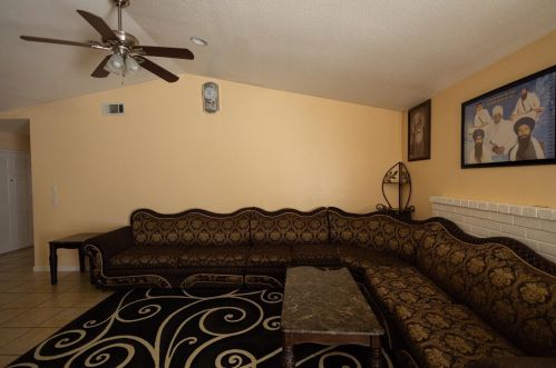 306 Ravenwood Way, Lodi CA  95240-7839 exterior