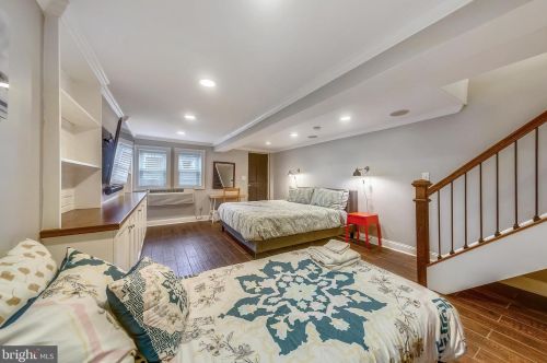 1826 18th St, Washington DC 20009-1707 exterior