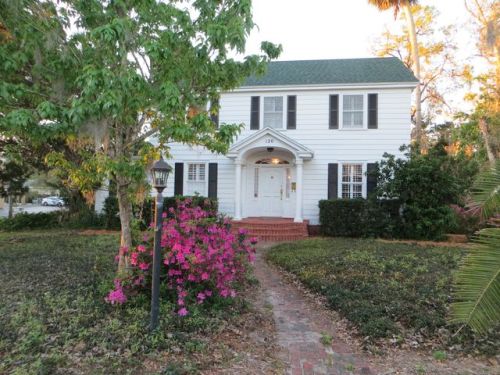 120 Pennsylvania Ave, Deland, FL 32720-3462