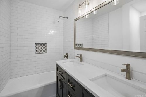 4835 122nd St, Hawthorne CA  90250-3507 exterior