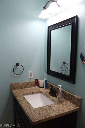 3752 2nd Ave, Cape Coral FL  33904-4807 exterior