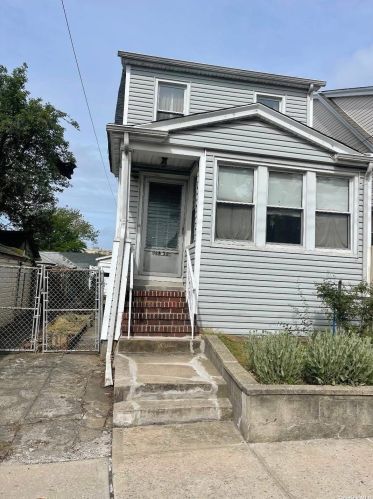 8838 184th St, Jamaica, NY 11423-1714
