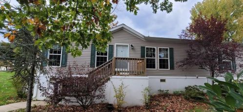 8751 Evergreen Cir, Breinigsville, PA 18031-1617