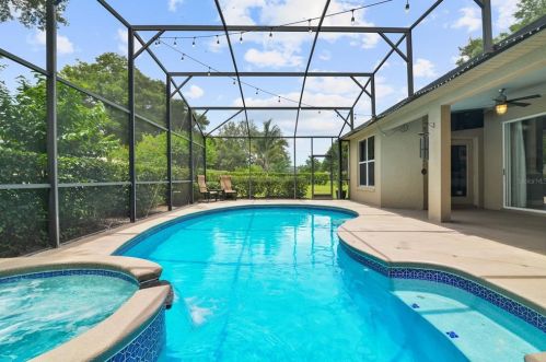 3641 Cumbria Ct, Apopka, FL 32712-5684