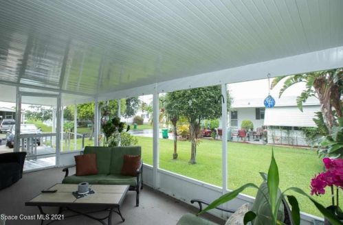 949 Wren Cir, Sebastian FL  32976-7508 exterior