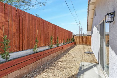 52655 Avenida Rubio, La Quinta CA  92253-3324 exterior