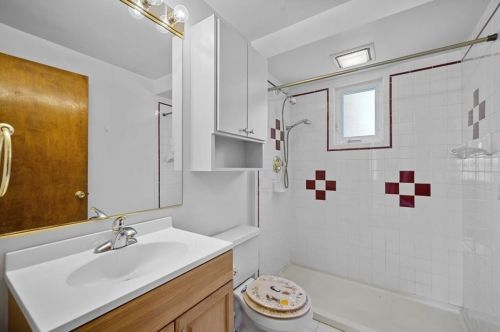 5621 Villa Haven Dr, Pittsburgh PA  15236-3314 exterior