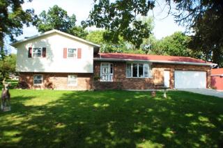 1765 Firefly Rd, Thorpe, IA 52057-8811
