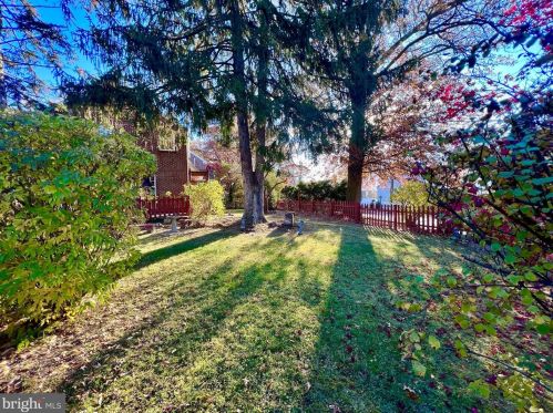 629 Haverford Rd, Ardmore, PA 19003-2710