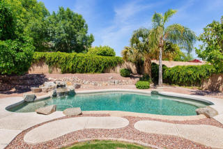8624 Salter Dr, Peoria, AZ 85382-3401