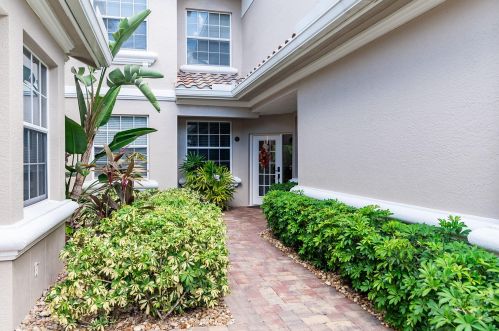 3975 Deer Crossing Ct, Naples, FL 34114-6406