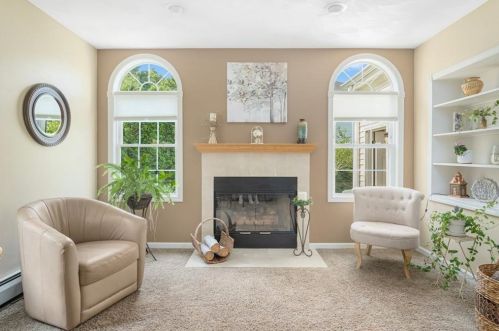 43 Ginger Trl, Coventry RI 02816-8262 exterior