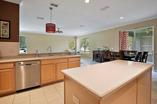 24120 Rialto Way, Mount Plymouth FL  32776-6911 exterior