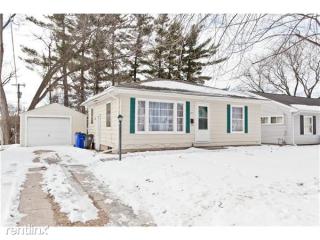3217 Mound Ave, Cedar Rapids IA  52403-3145 exterior