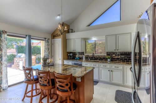 10950 Broadstone Dr, Tucson AZ  85737-8919 exterior