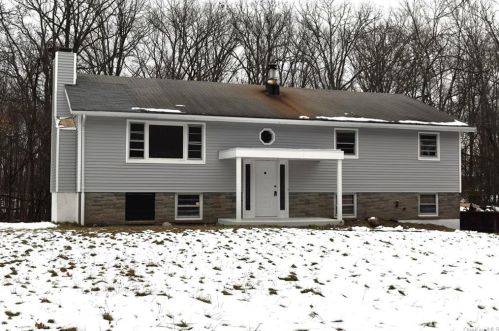 26 Orange Rd, Florida, NY 10921-1907