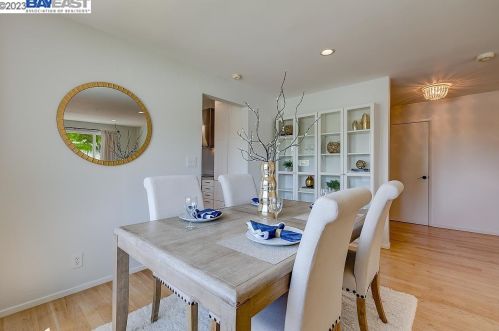 2145 Hillside Dr, San Leandro, CA 94577-6349