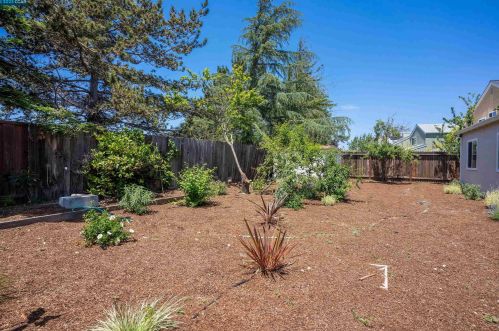 762 Barton Way, Benicia CA  94510-3800 exterior