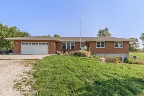 15799 Bear Creek Rd, Pitzer, IA 50072-5621