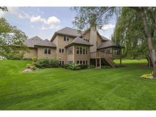 17820 30th Ave, Minneapolis, MN 55447-1682