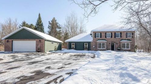 5258 Arrowhead Rd, Duluth MN  55811-1345 exterior