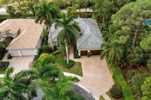6711 Royal Orchid Cir, Delray Beach FL  33446-4338 exterior