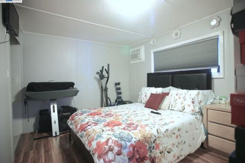 28819 Pluto St, Hayward CA  94544-5929 exterior