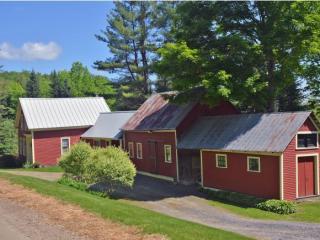 83 Webster Rd, Roxbury, VT 05669-9854