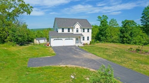 41 Waid Rd, Monson, MA 01057-9767
