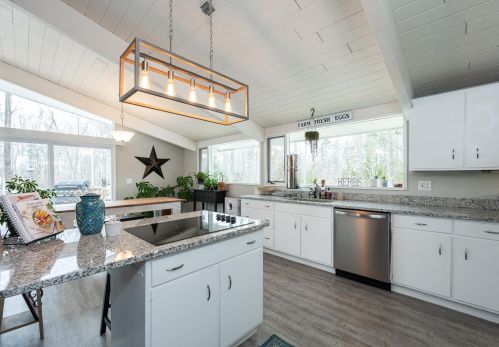 418 Deerpath Ln, Allenstown NH  03275-3213 exterior