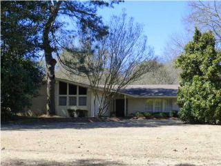 3574 Bankhead Ave, Montgomery, AL 36111-2018