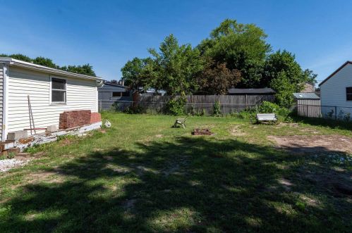 20 Houde St, Nashua NH 03060-3010 exterior