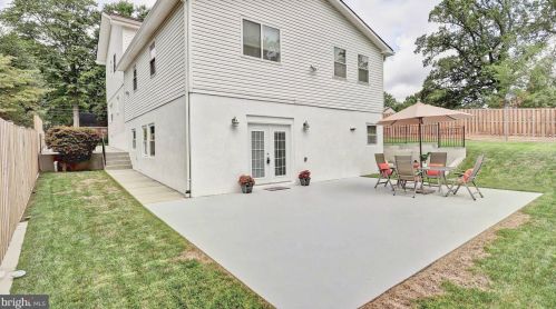 7127 Roosevelt Ave, Falls Church VA  22042-1623 exterior