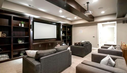 1140 Ogden St, Denver CO 80205-5137 exterior