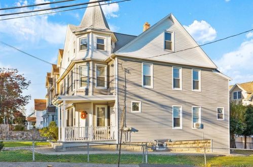 122 Seaside Ave, Stamford, CT 06902-4327