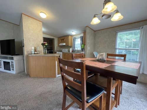 33 Frieden Mnr, Schuylkill Haven PA  17972-9554 exterior