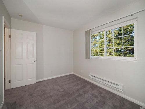 1638 Yardley St, Santa Rosa CA 95403-2397 exterior