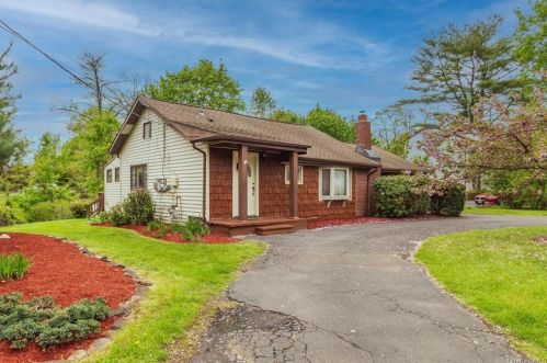 267 Old Haverstraw Rd, Congers, NY 10920-1227