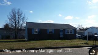 3908 Gloucester Dr, Hopewell VA  23860-5339 exterior