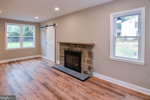 380 Ivy Mills Rd, Glen Mills PA  19342-1424 exterior