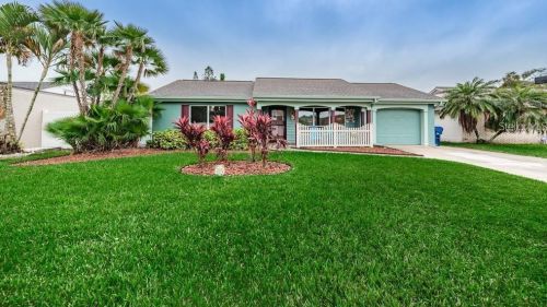 3840 Stratfield Dr, New Port Richey, FL 34652-5656