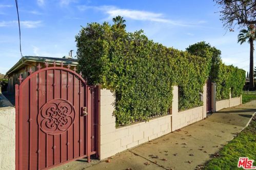 7754 Coldwater Canyon Ave, North Hollywood, CA 91605-2010