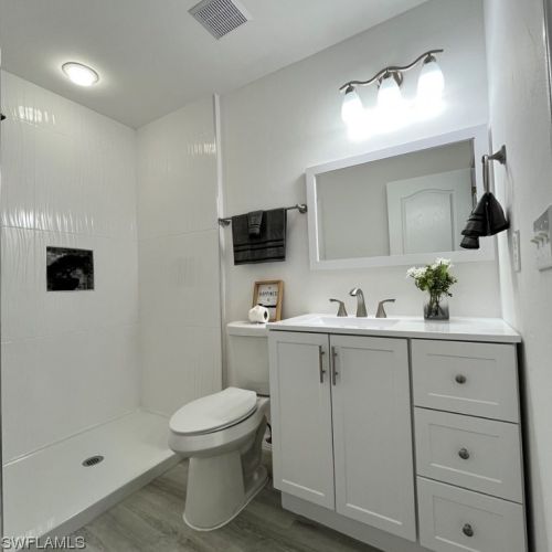 10625 Windsmont Ct, Lehigh Acres FL 33936-7267 exterior