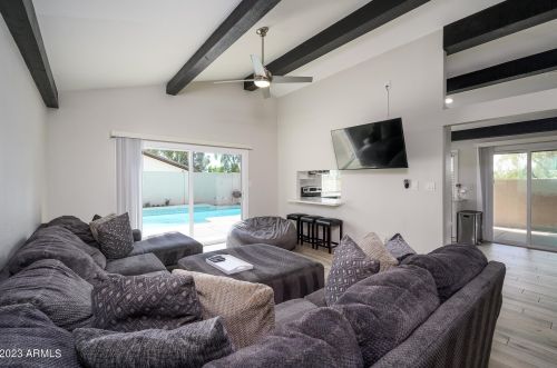7701 Cypress St, Scottsdale, AZ 85257-2226