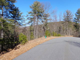 3953 Skyline Dr, Morganton, NC 28655-6579
