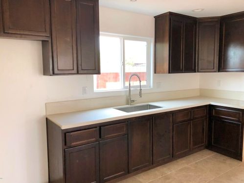 919 Southgate Dr, Bakersfield CA  93304-5150 exterior