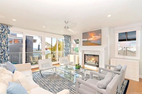 420 31st St, Manhattan Beach CA  90266-3975 exterior