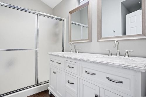 1818 Blackhawk Ave, Oceanside CA  92056-2908 exterior